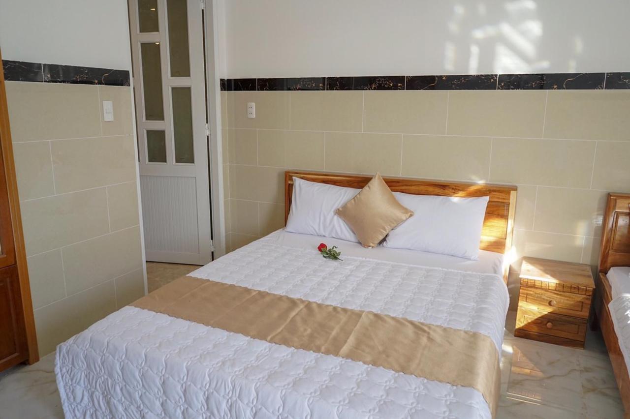 Hotel Hoai Anh 头顿 外观 照片