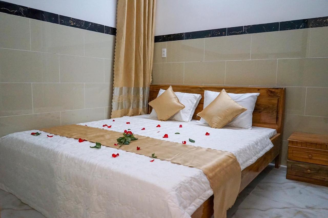 Hotel Hoai Anh 头顿 外观 照片