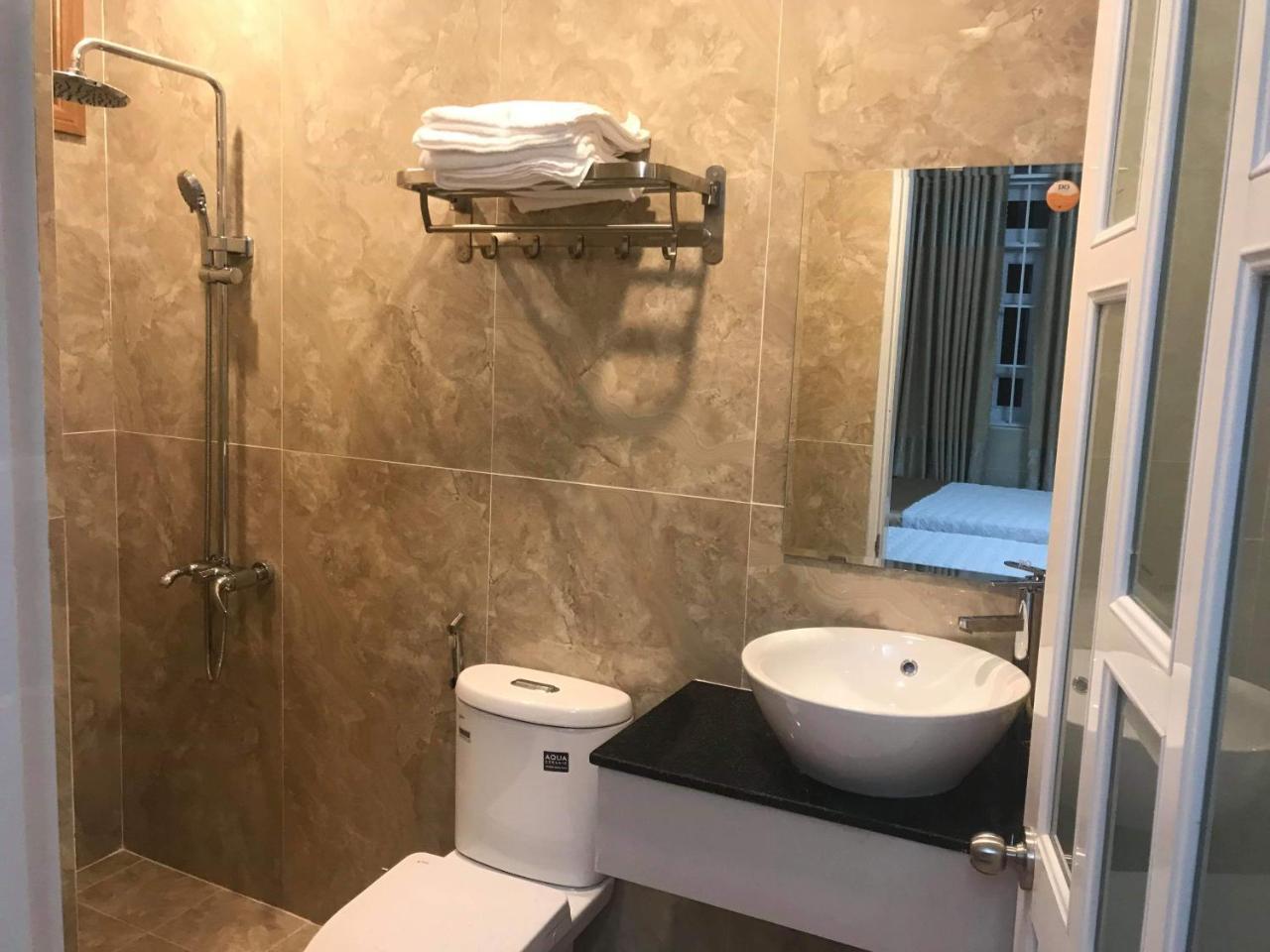 Hotel Hoai Anh 头顿 外观 照片